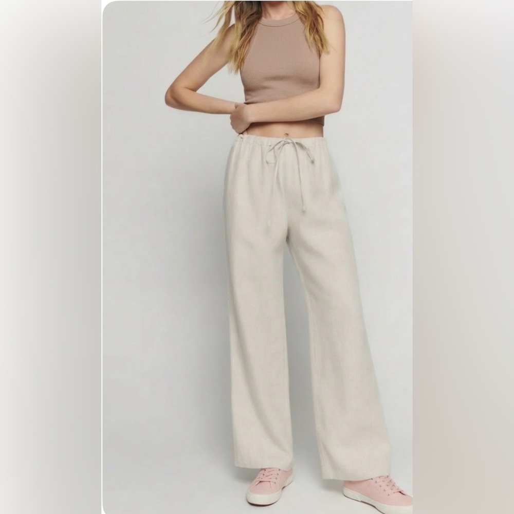 Reformation -NWOT women’s Olina Tie waist Pants 100%
Linen pull on wide leg SZ L